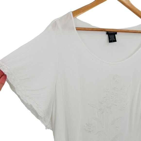 Torrid white embroidered gauze blouse crochet  lace trim size 1x - Picture 6 of 8